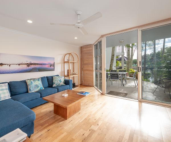 Noosa accommodation waterfront