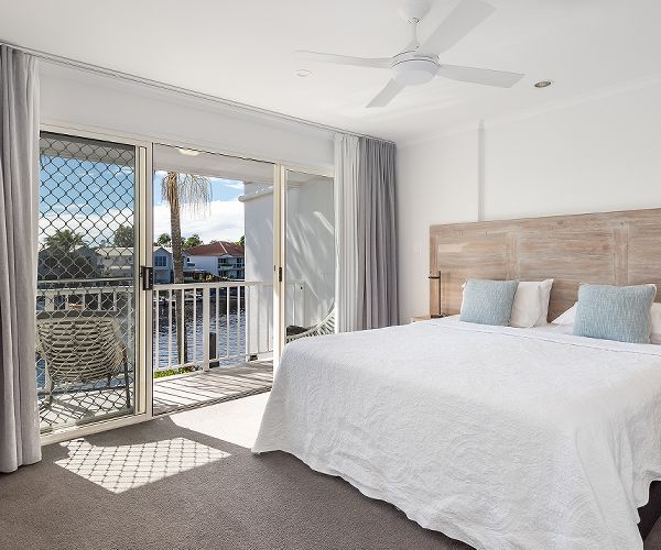 Noosaville waterfront accommodation